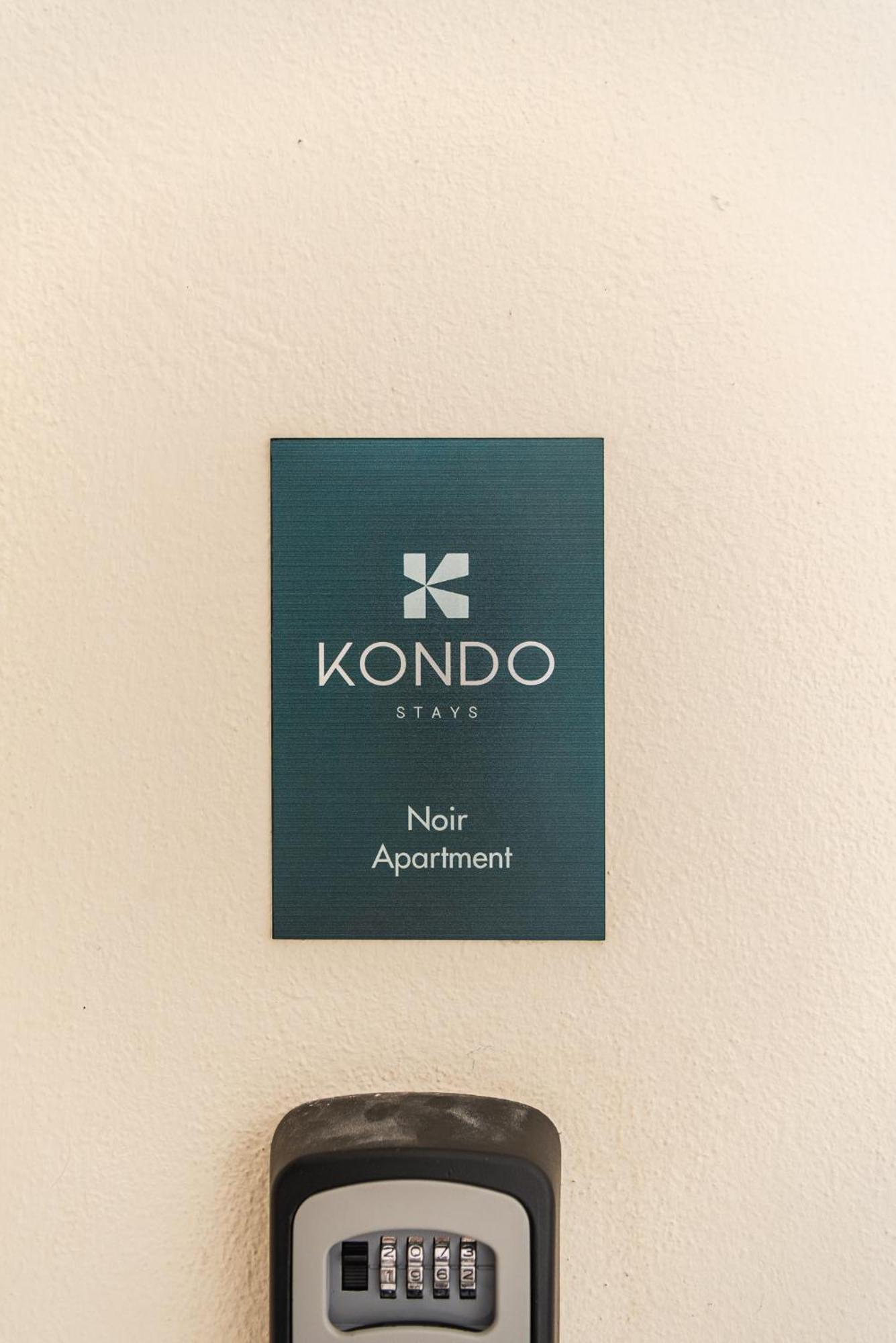 טיראנה Noir Apartment By Kondo Stays מראה חיצוני תמונה