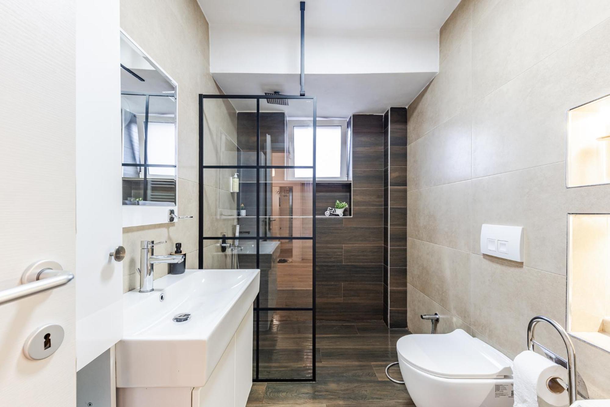 טיראנה Noir Apartment By Kondo Stays מראה חיצוני תמונה